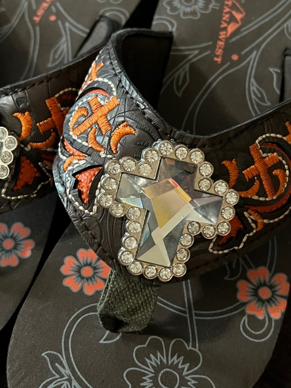 Montana West Embellished Brown & Orange Wedge Flip Flops with Crystal Accent - Picture 4 of 5